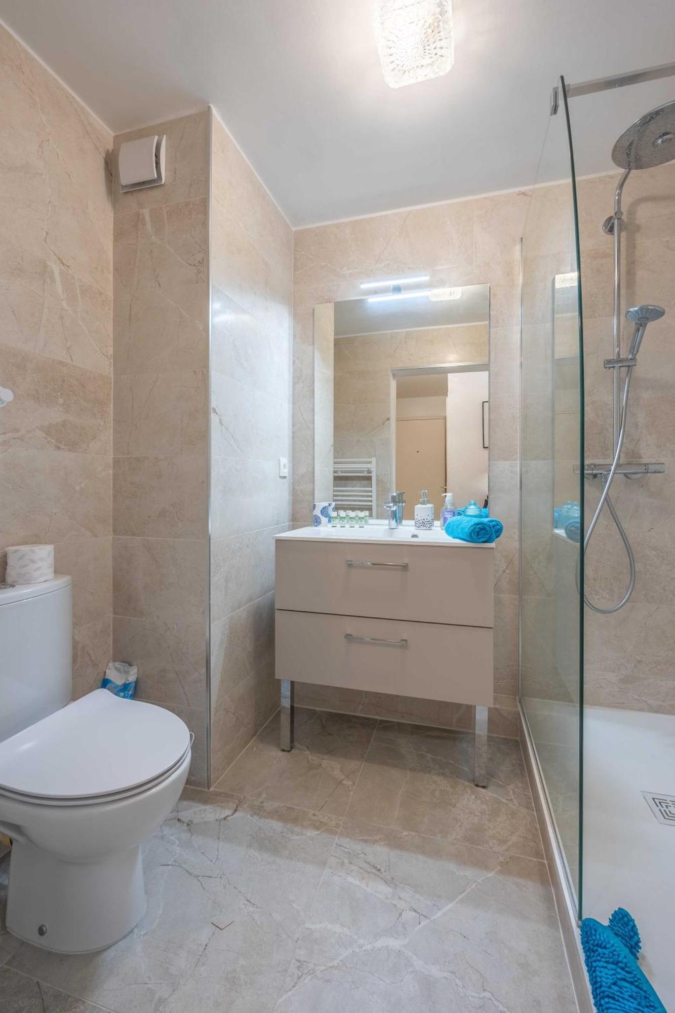 Apartment With Parking And Balcony Near The Beach Довиль Экстерьер фото